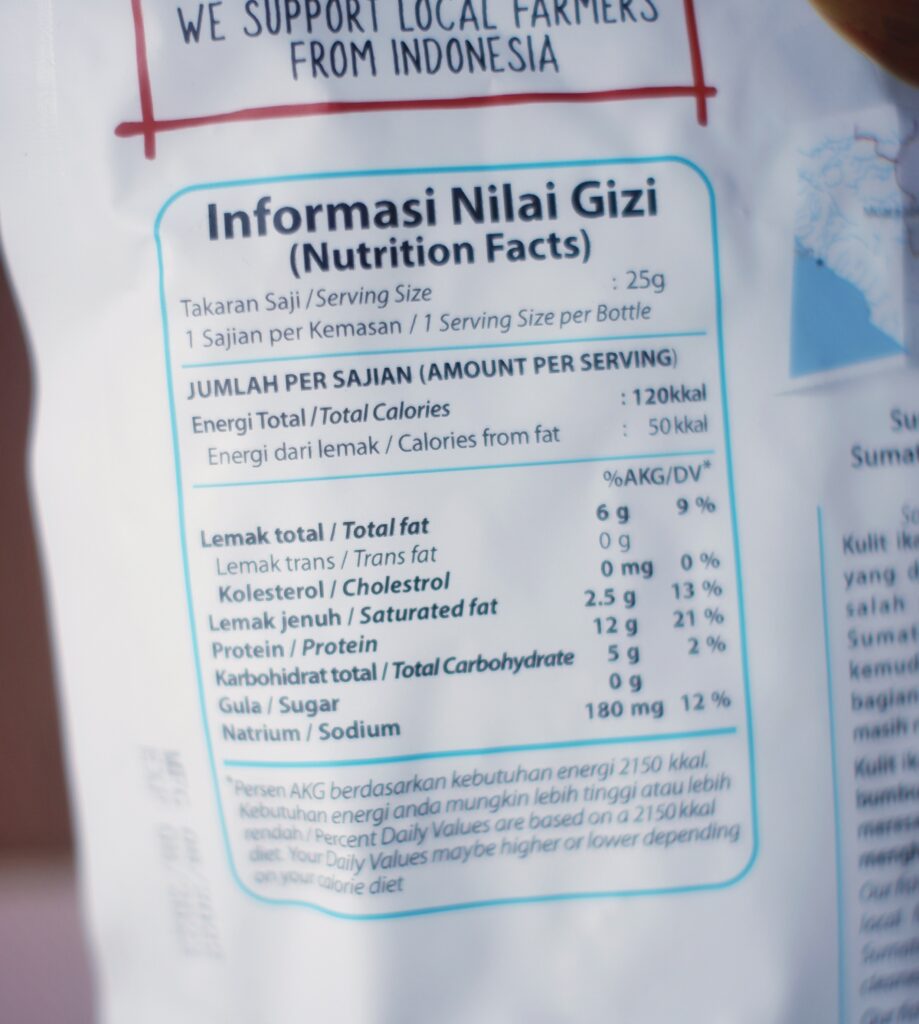 Nutrition Facts WOH Crispy Fish Skin snack indonesia